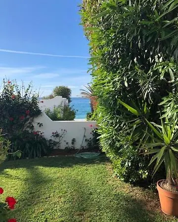 Oasis Club Beach Villa *